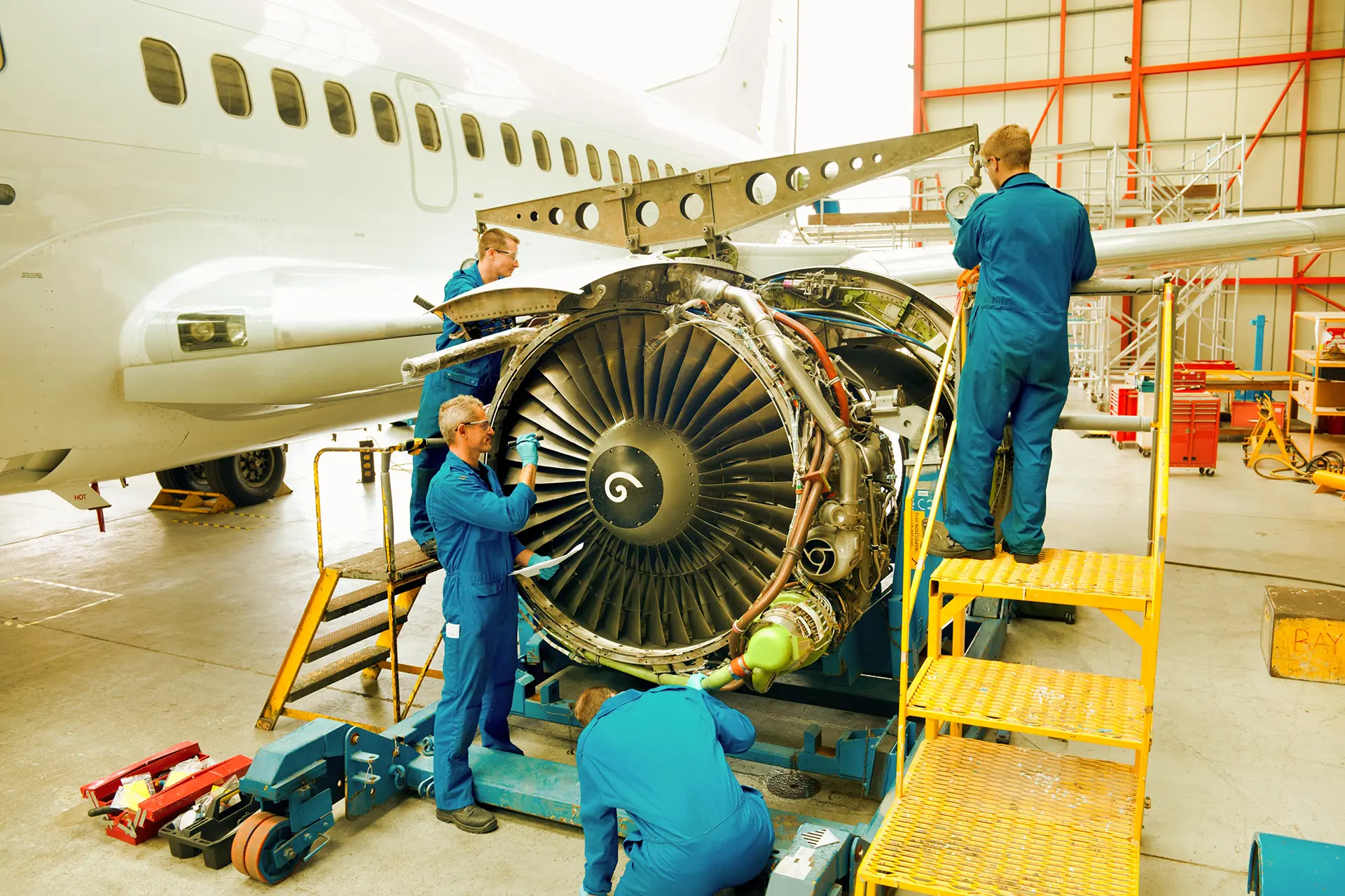Boost MRO Labor Efficiency With Key Metrics and Tracking Tools